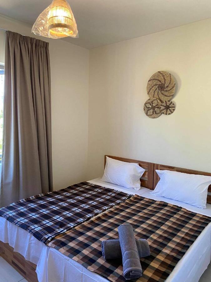 Westwood Apartments Flic-en-Flacq Dış mekan fotoğraf