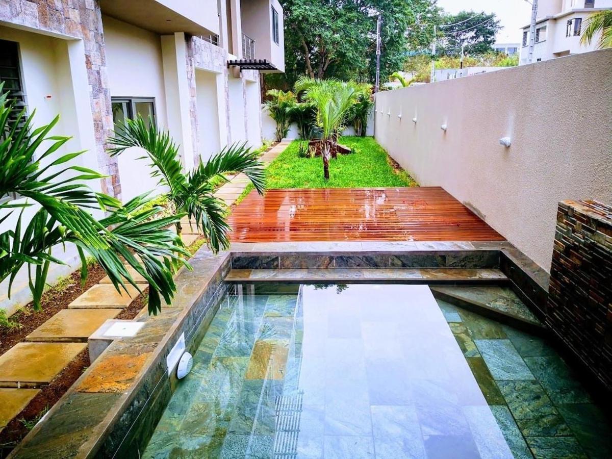 Westwood Apartments Flic-en-Flacq Dış mekan fotoğraf